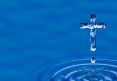ТОП-8 народных суеверий, связанных с крещенской водой. Комментарий священника