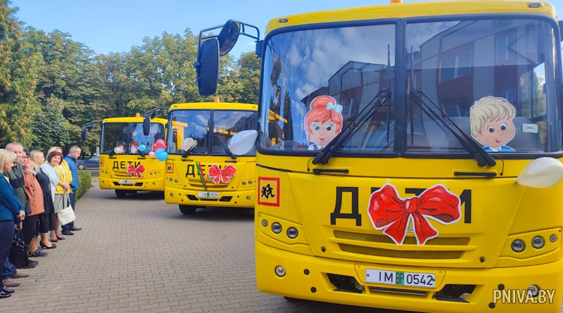 Новые автобусы пополнили школьный автопарк Могилевского района
