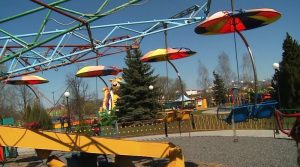 Бесплатное катание детей на аттракционах организуют профсоюзы 1 мая в Могилеве