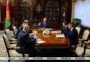 Александр Лукашенко: в Беларуси не намерены отступать от практики контроля за ценообразованием