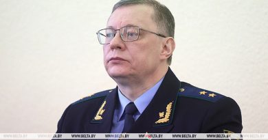 “Надеюсь, медальон деда найдется”. Генеральный прокурор о личном при расследовании уголовного дела о геноциде
