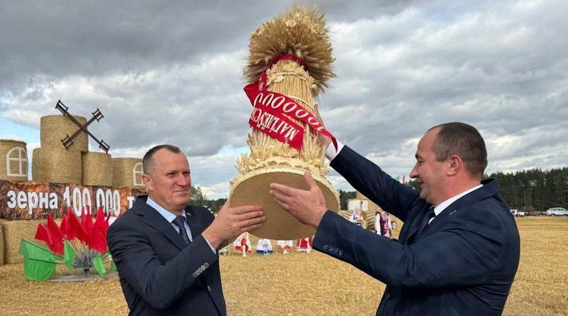 ТРИУМФ МОГИЛЕВСКОЙ НИВЫ. Аграрии Могилевской области намолотили 1 миллион тонн зерна