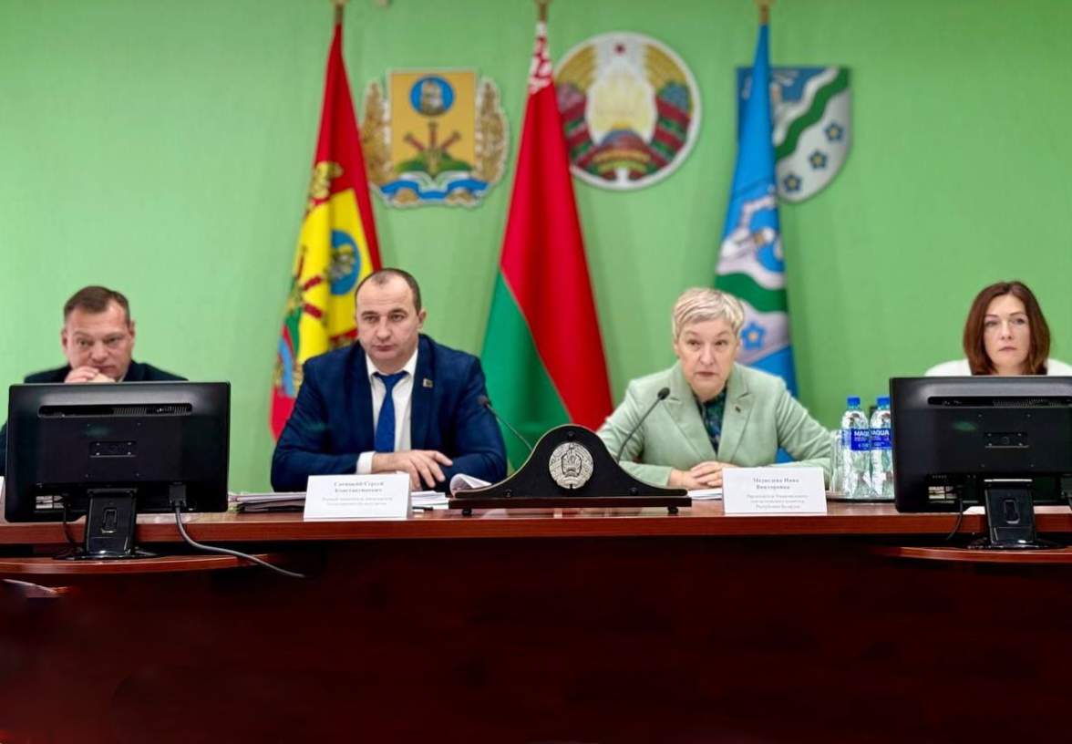 Глава Белстата Инна Медведева провела рабочее совещание с аграриями Могилевского района