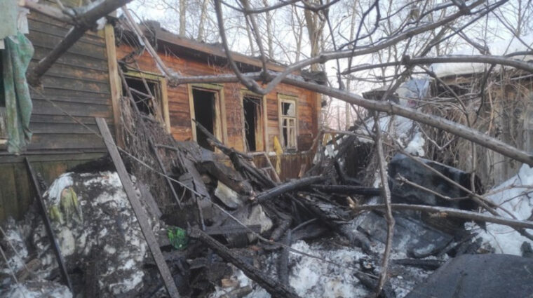 Попытки отогреть трубы газовой горелкой и паяльной лампой привели к пожарам в Могилевской области 