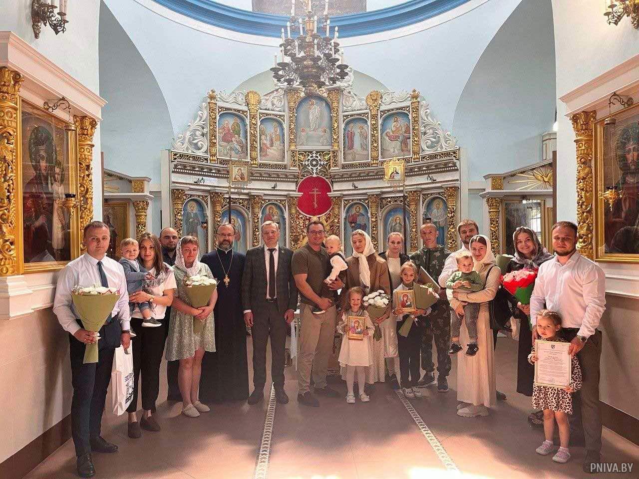 Председатель Могилевского райисполкома Дмитрий Мудрогелов встретился с молодыми семьями района в рамках Недели молодежи и студенчества